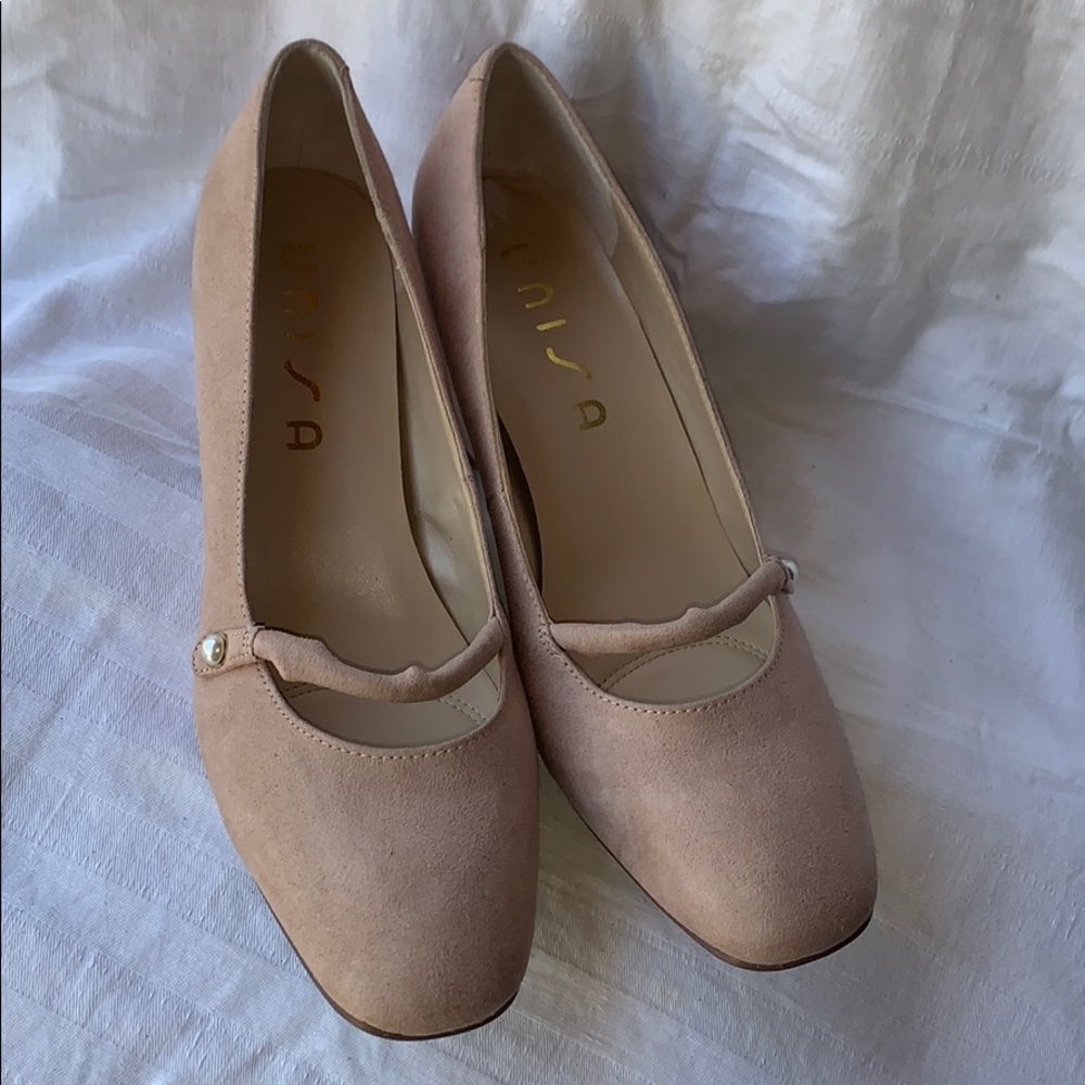 Unisa dress shoe 9.5
